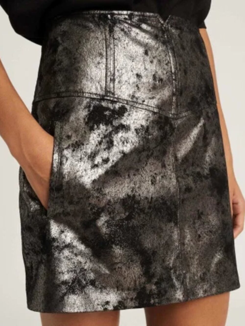 REISS Fallon Leather Mini Skirt Silver Size US 2/ UK 6 NWT
